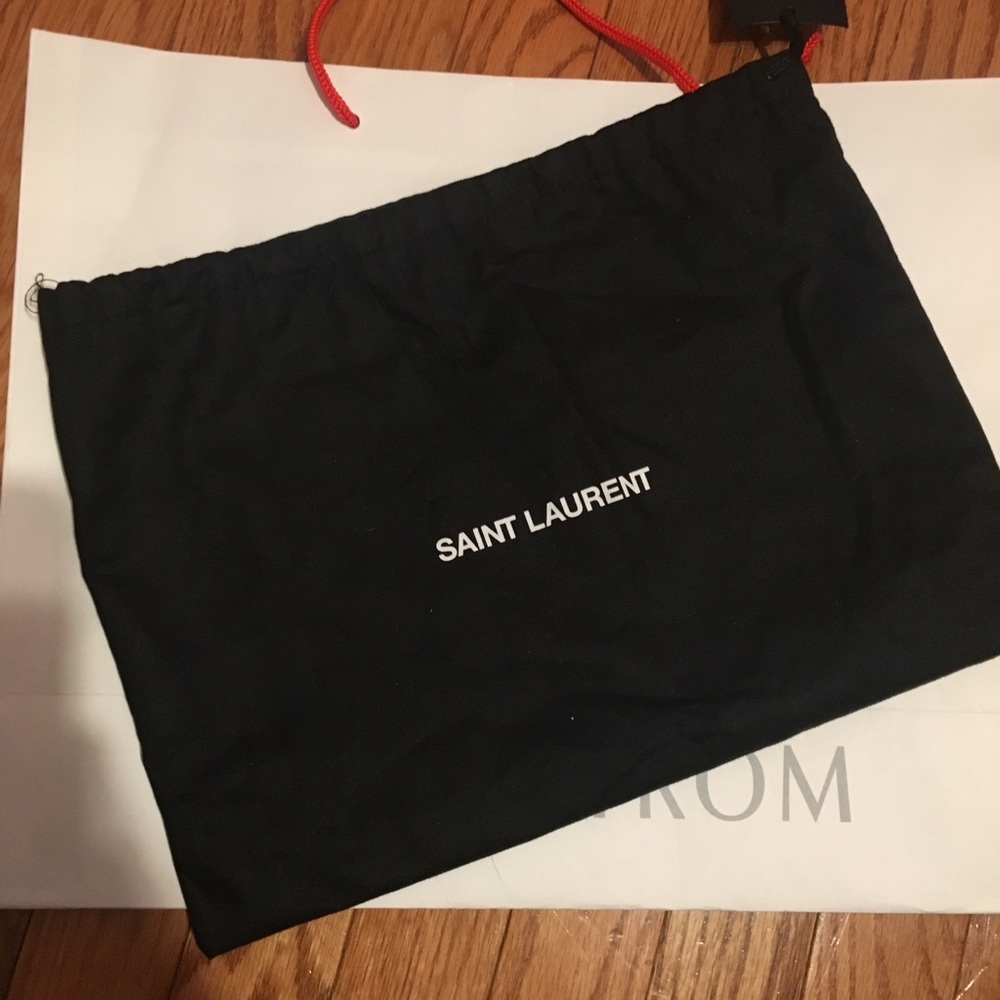 YSL clutch golden chain crossbody - Picture 7 of 7